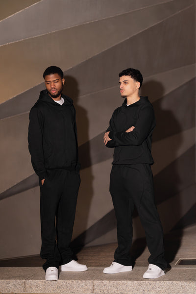 BLACK LIGHTWEIGHT HOODIE