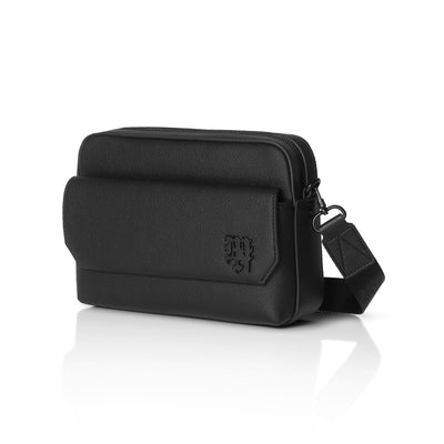 ESSENTIAL MESSENGER BAG